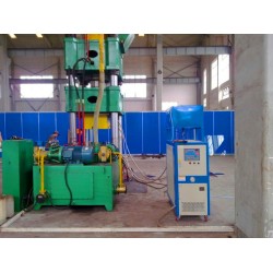 油式溫度控制機，導(dǎo)熱油模溫機，液壓模具油加熱器