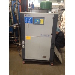 BS風(fēng)冷式冷水機，上海水冷式冷水機，BSL螺桿式冷水機