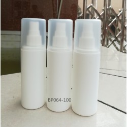 供應(yīng)100ML醫(yī)藥消毒液瓶、醫(yī)藥噴霧瓶、帶大蓋噴瓶、液體瓶