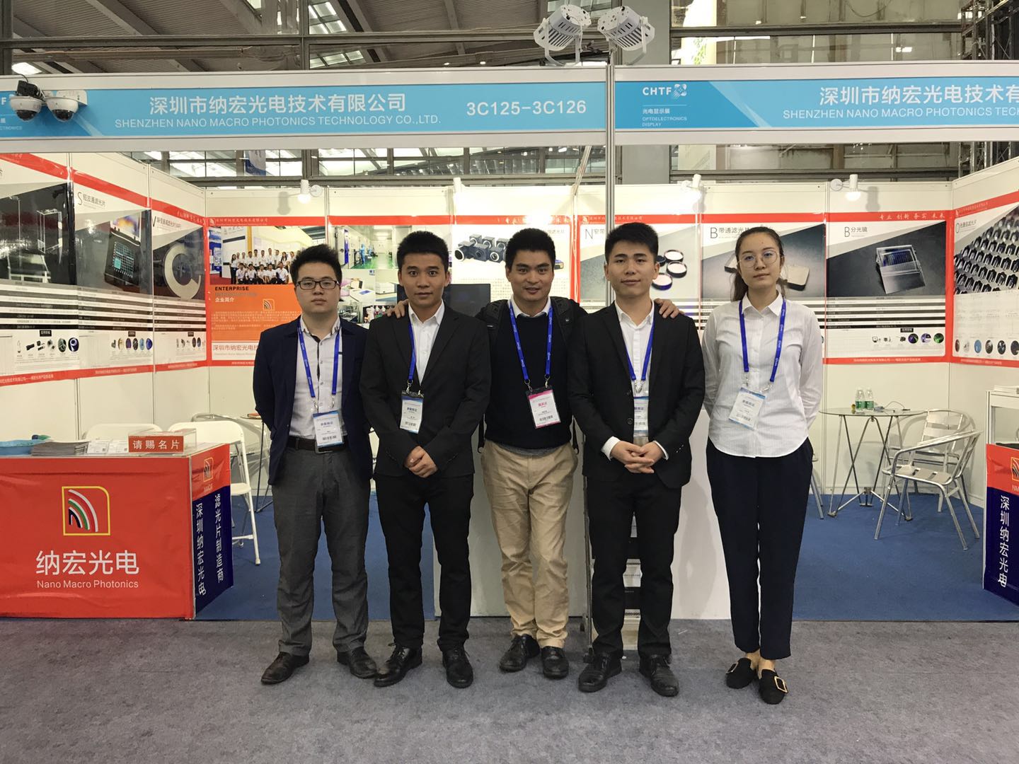 參展團(tuán)隊(duì)合影 參展團(tuán)隊(duì)合影